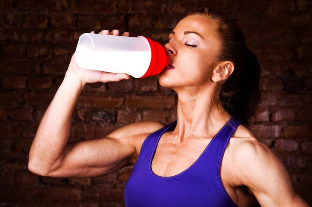 Build Muscles with Natural Supplements