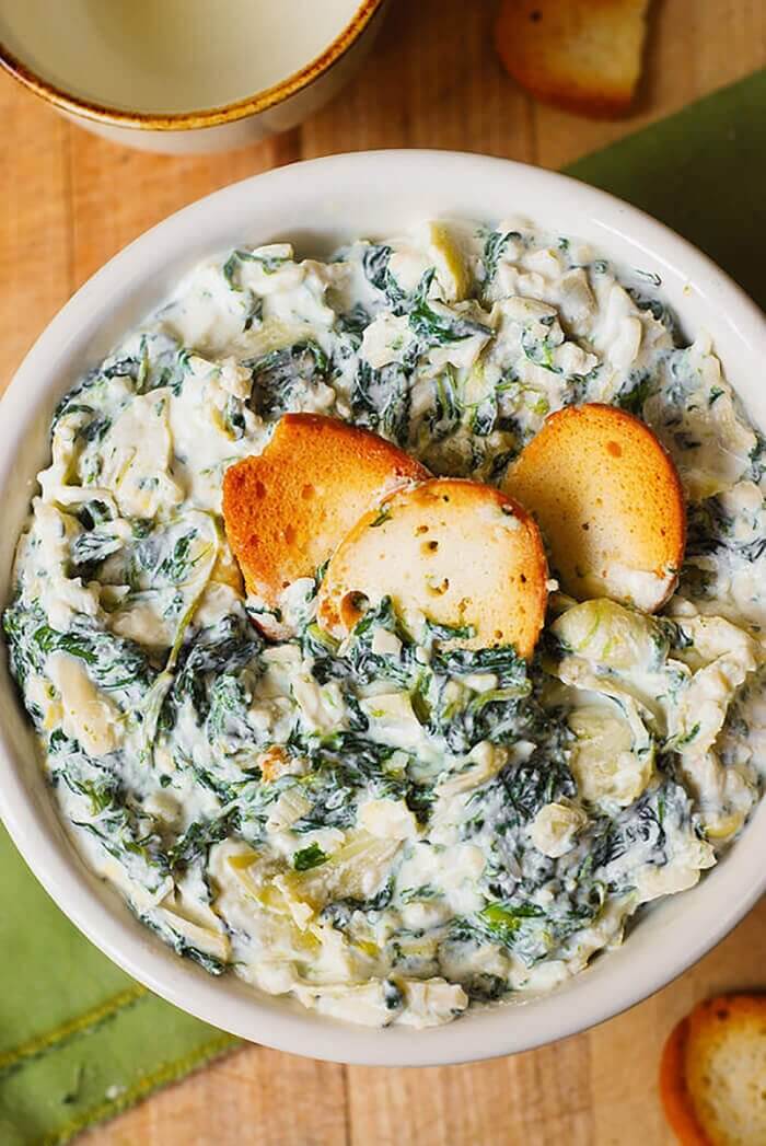 Easy Spinach Artichoke Dip