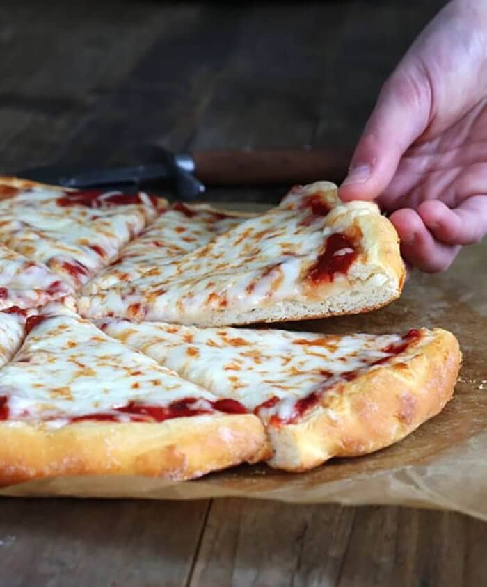 Cheese Pizza with a Yeast-Free Crust