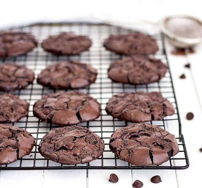 Flourless Chocolate Cookies