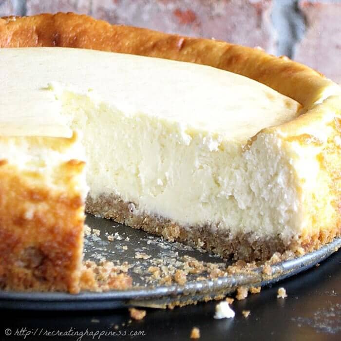 The Best Sour Cream Cheesecake