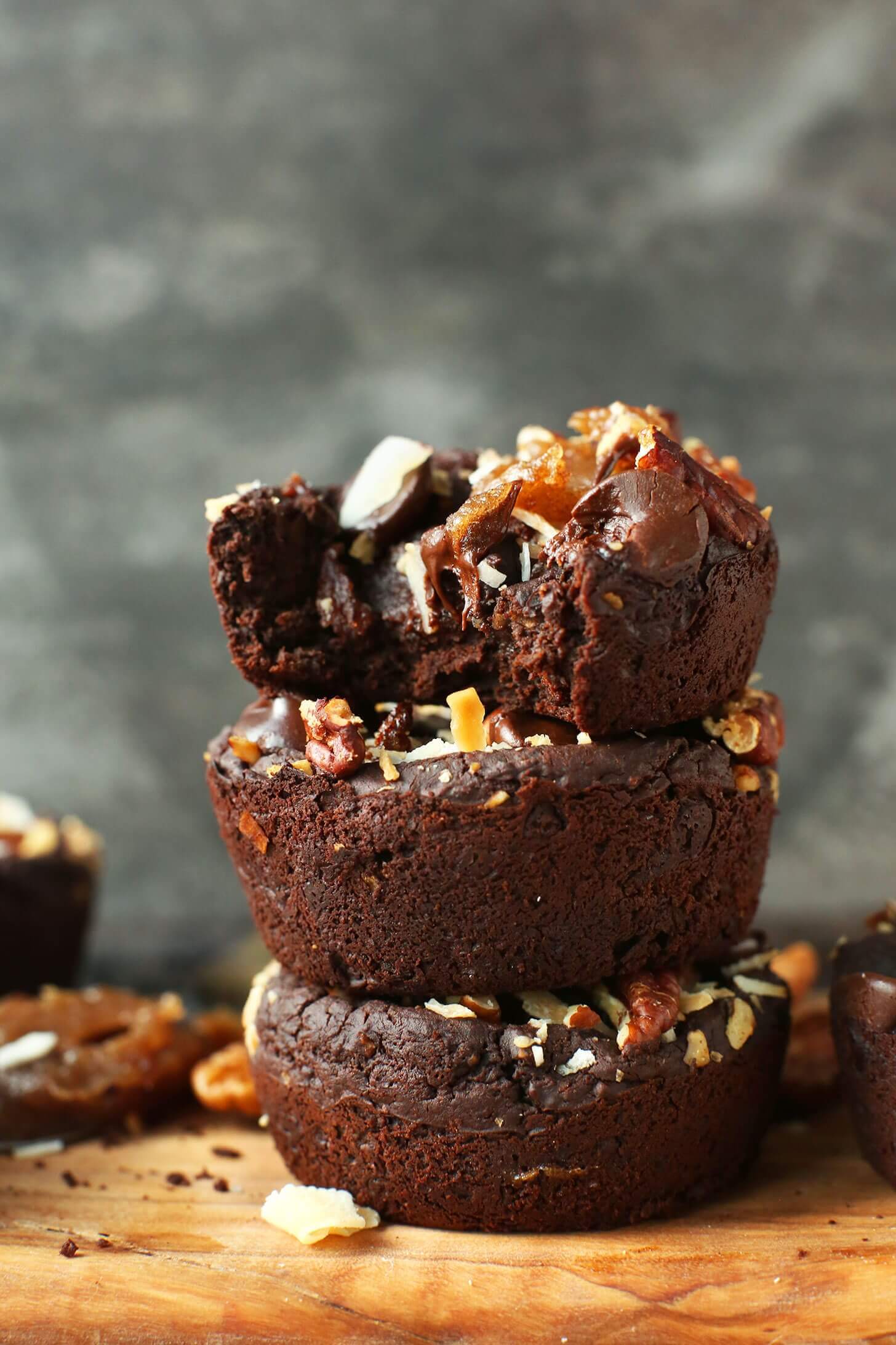 Healthy 3 Ingredient Flourless Brownies