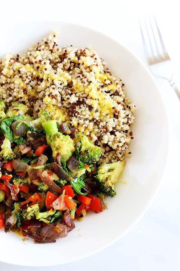 Superfood Quinoa Bowl