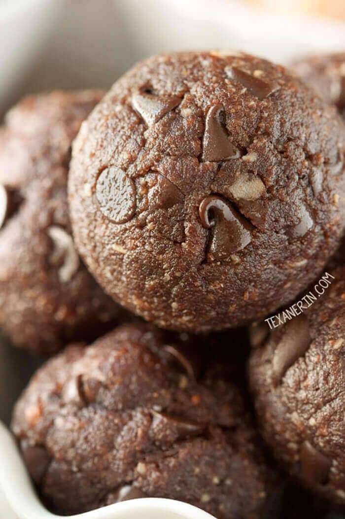 No-Bake Chocolate Peanut Butter Protein Balls