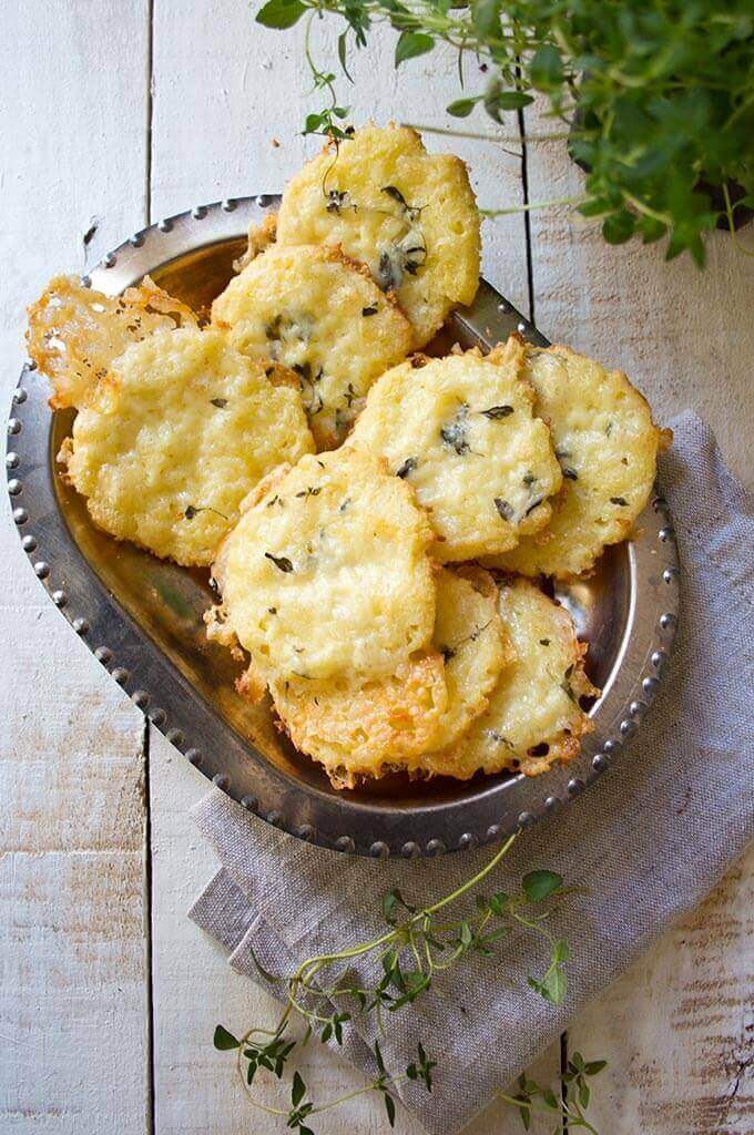 Cheese Thyme Crackers (Gluten-free, Low Carb)