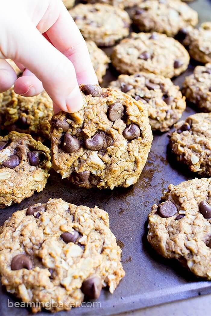 Almond Butter Oatmeal Chocolate Chip Cookies