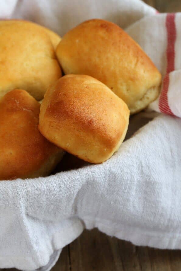 Texas Roadhouse-Style Rolls