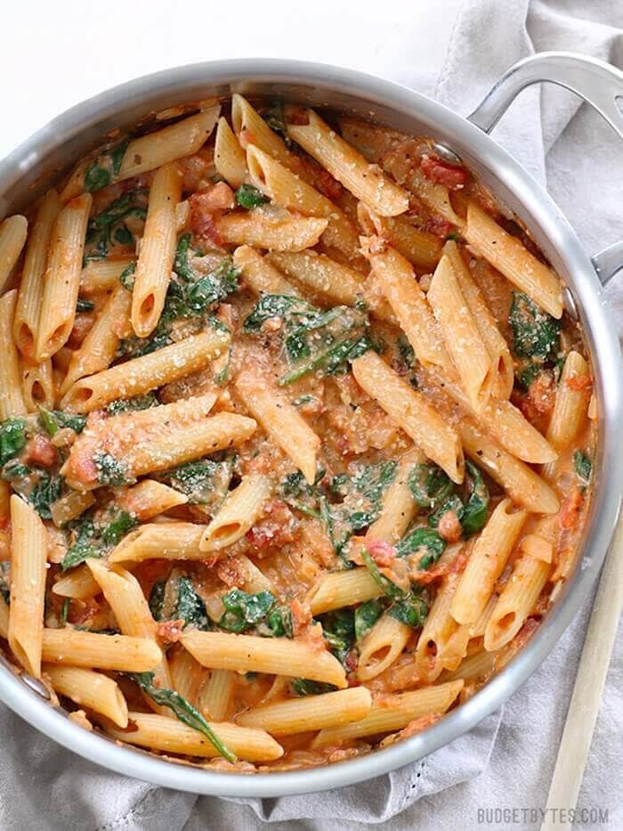 Creamy Tomato and Spinach Pasta