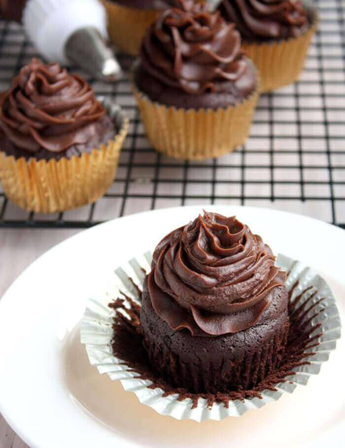 Flourless Chocolate Cupcakes