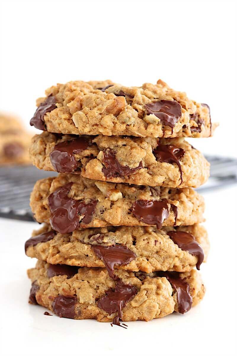 Flourless Oatmeal Chocolate Chip Cookies