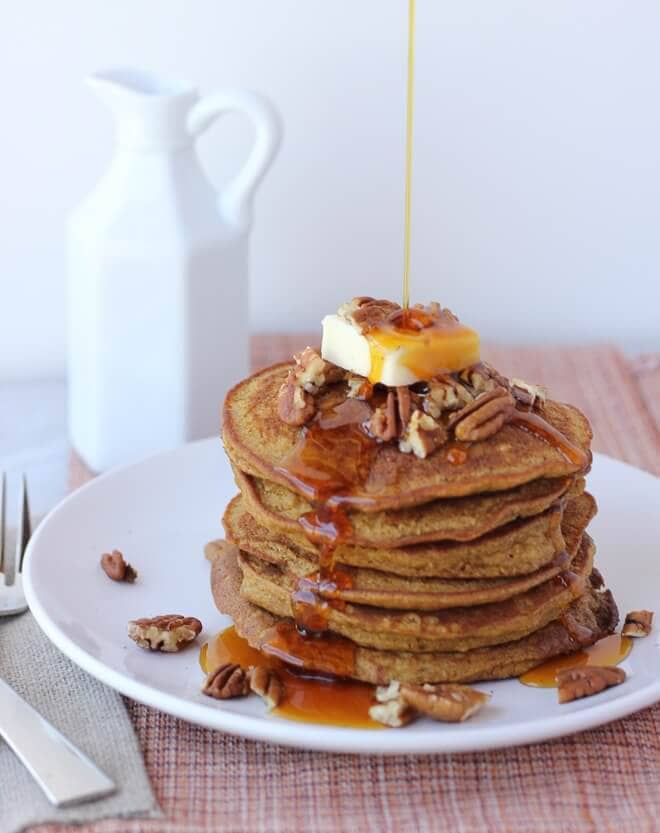 Healthy Pumpkin Oatmeal Pancakes